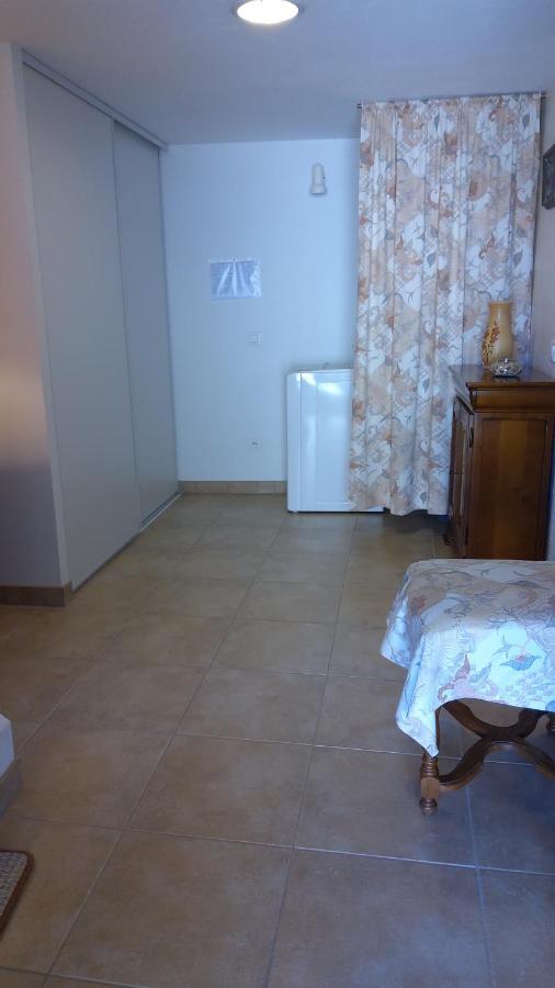 Le Poulailler De La Chayrie Villa Lacapelle-Marival Exteriör bild
