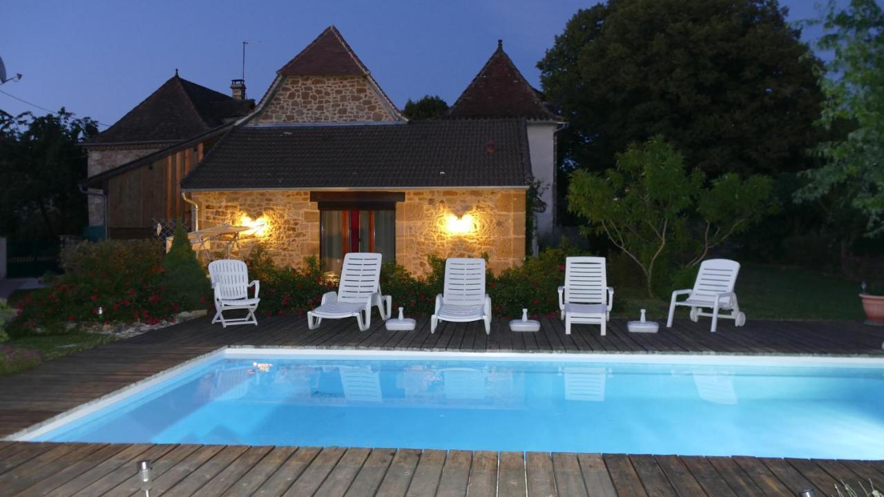 Le Poulailler De La Chayrie Villa Lacapelle-Marival Exteriör bild